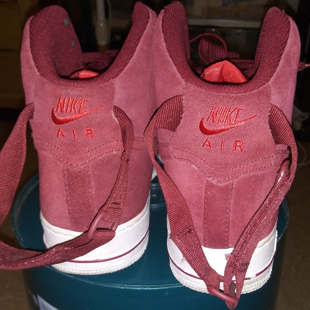 Air Force 1 Crush burgundy High
